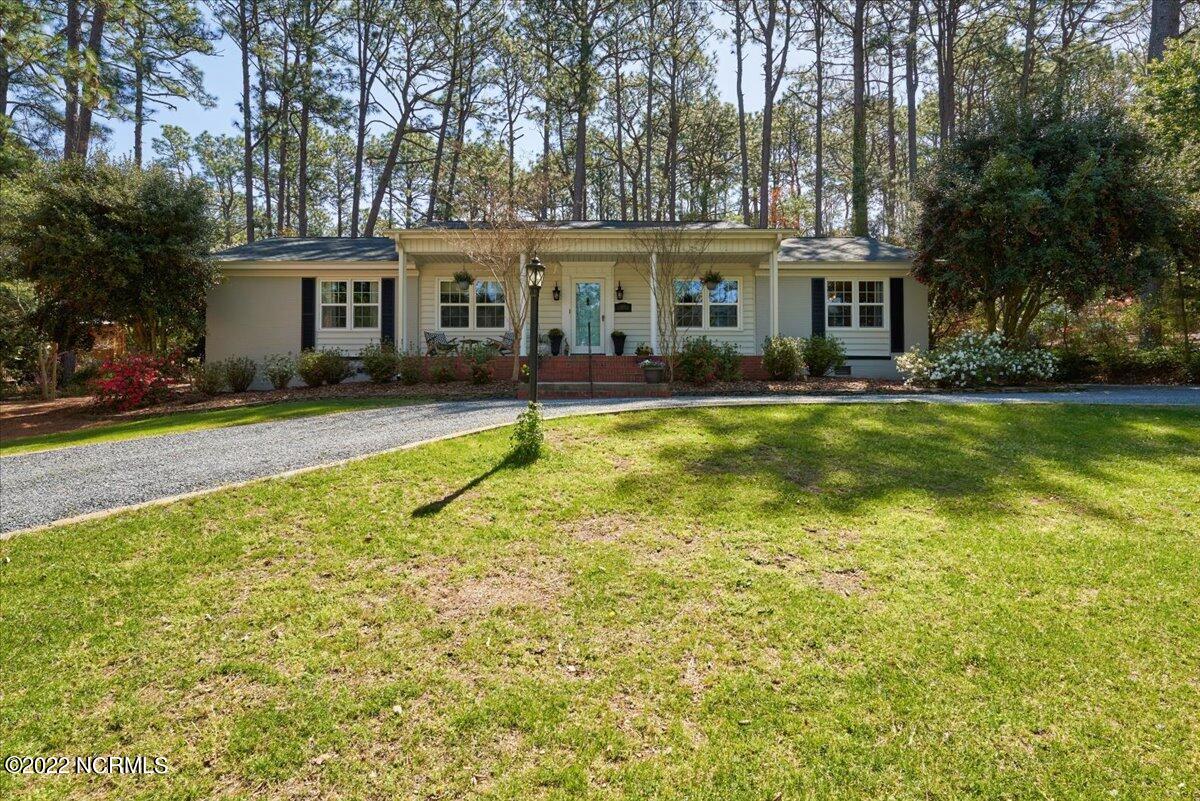 1075 Inverness Road Southern Pines, NC 28387 - Photo 3 of 60 1075 Inverness