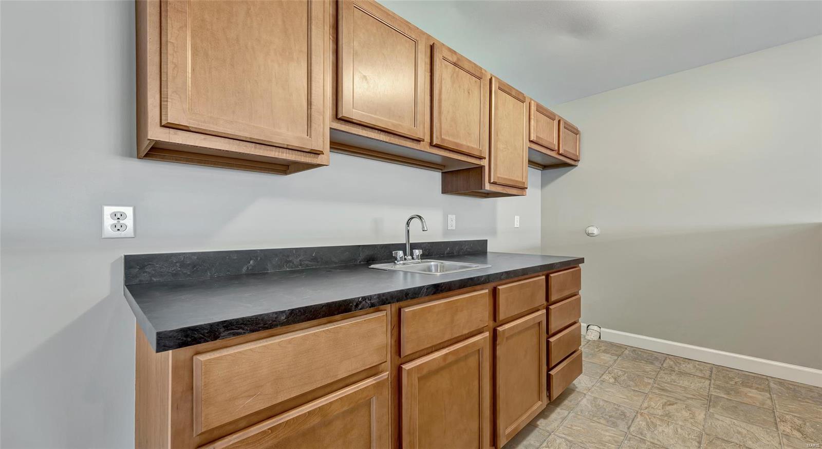 112 Long And Winding Road St. Peters, MO 63376 - Photo 29 of 33