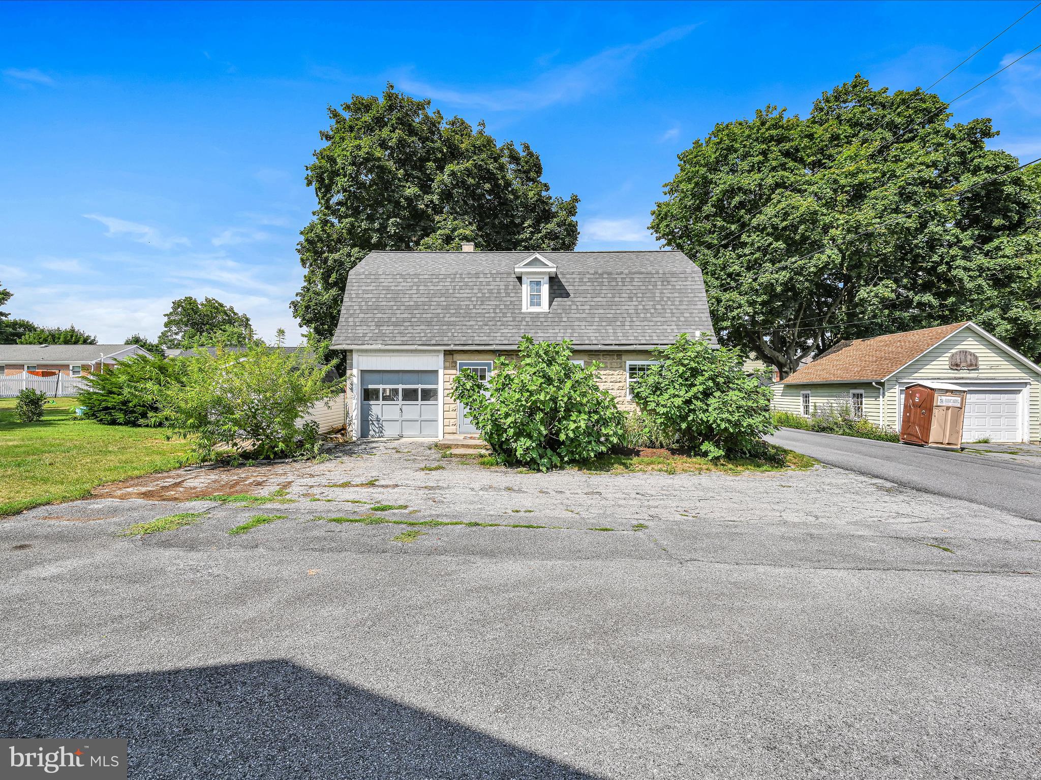 6 South Avenue Landisville, PA 17538 - Photo 24 of 29 Your driveway, garage, fig trees!