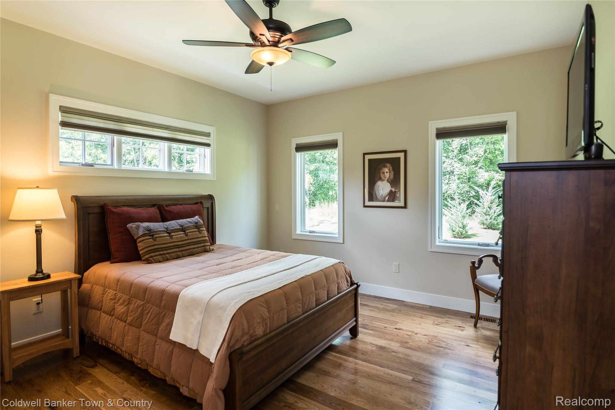 6434 Cohoctah Road Fenton, MI 48430 - Photo 40 of 69 DSC_5593.jpg
