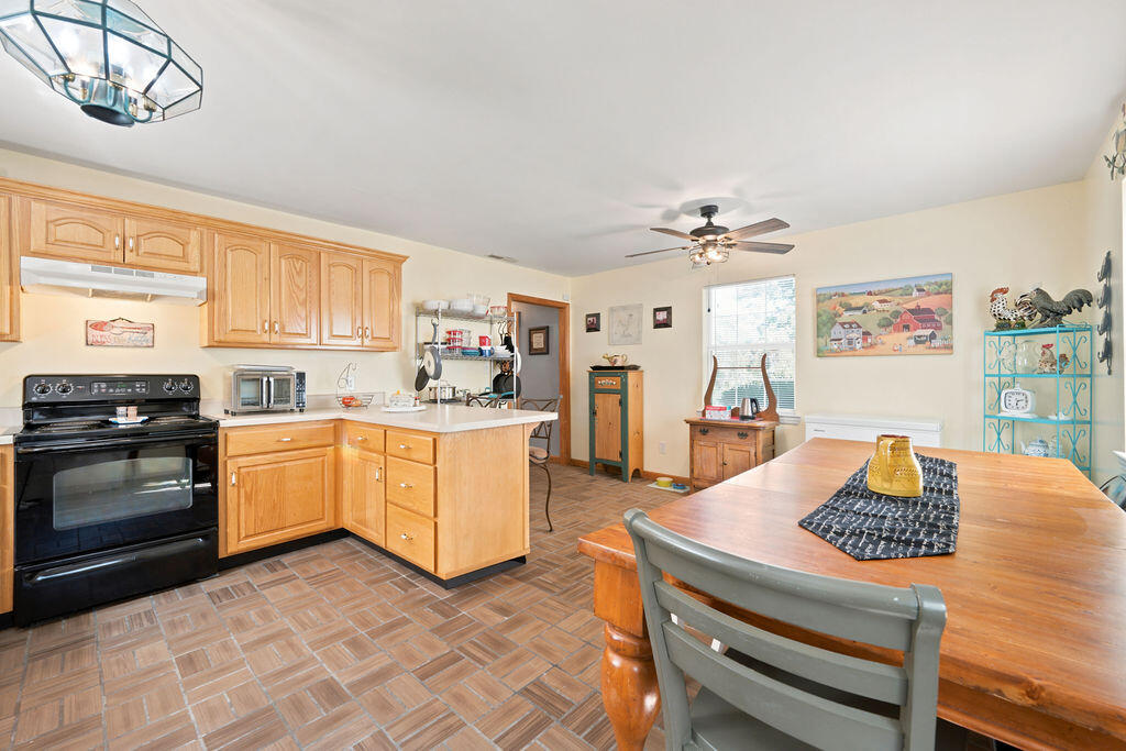 1254 Mahan Road Summerville, GA 30747 - Photo 27 of 50 Kitchen
