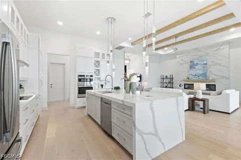 $1,289,000 | 1524 Southwest 57th Street, Cape Coral, FL 33914