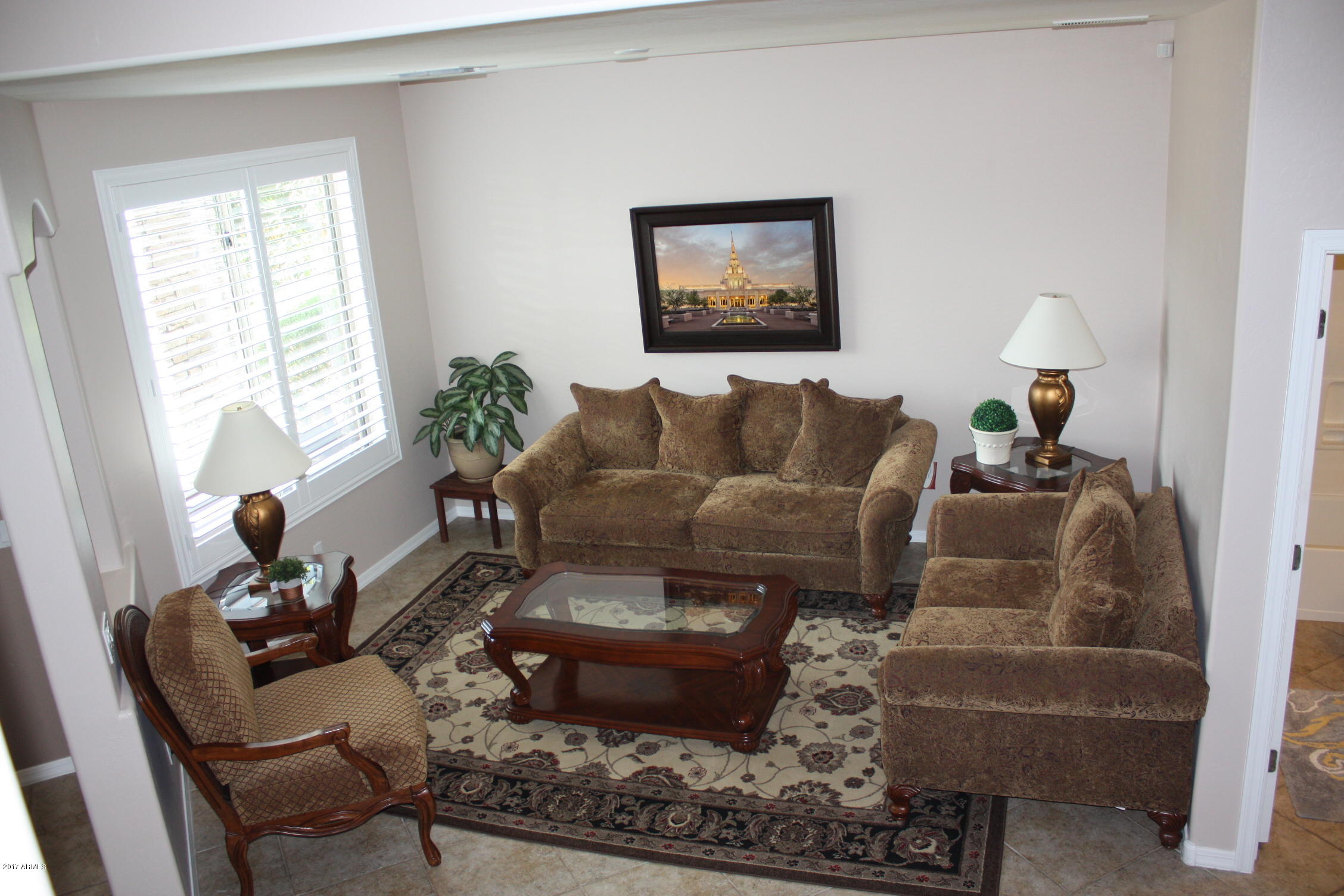 5521 West Rowel Road Phoenix, AZ 85083 - Photo 4 of 28 5521 W Rowel Rd.-Living Room