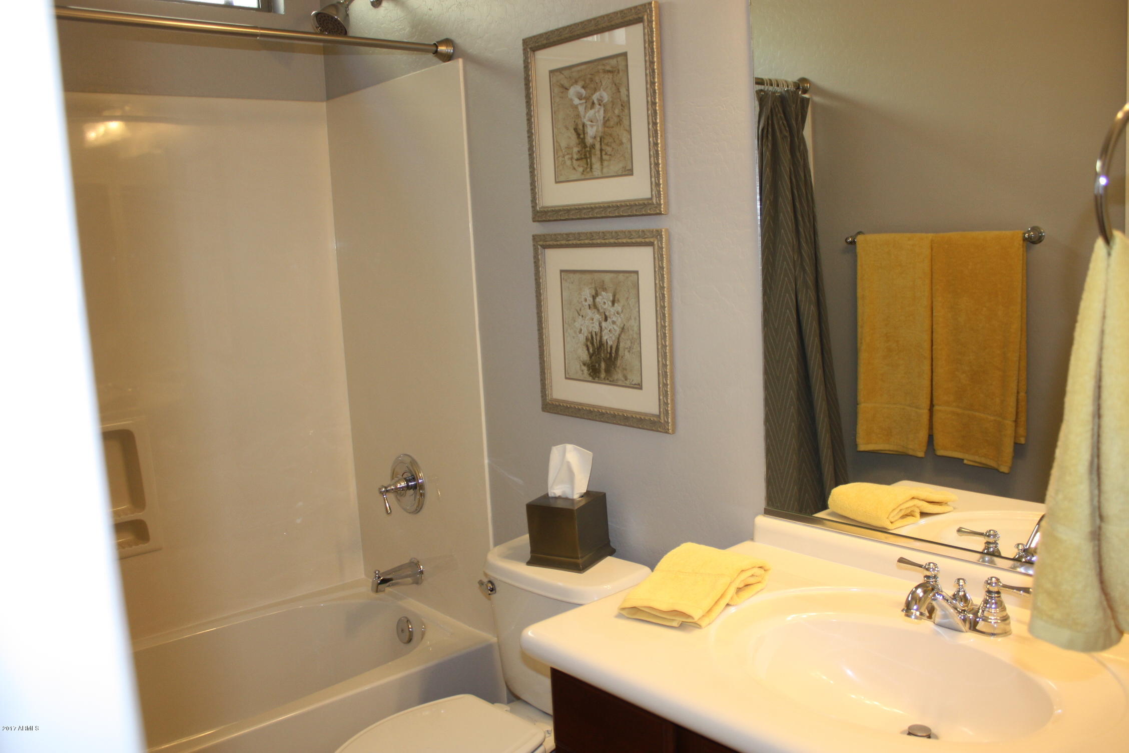 5521 West Rowel Road Phoenix, AZ 85083 - Photo 8 of 28 5521 W Rowel Rd - Downstairs