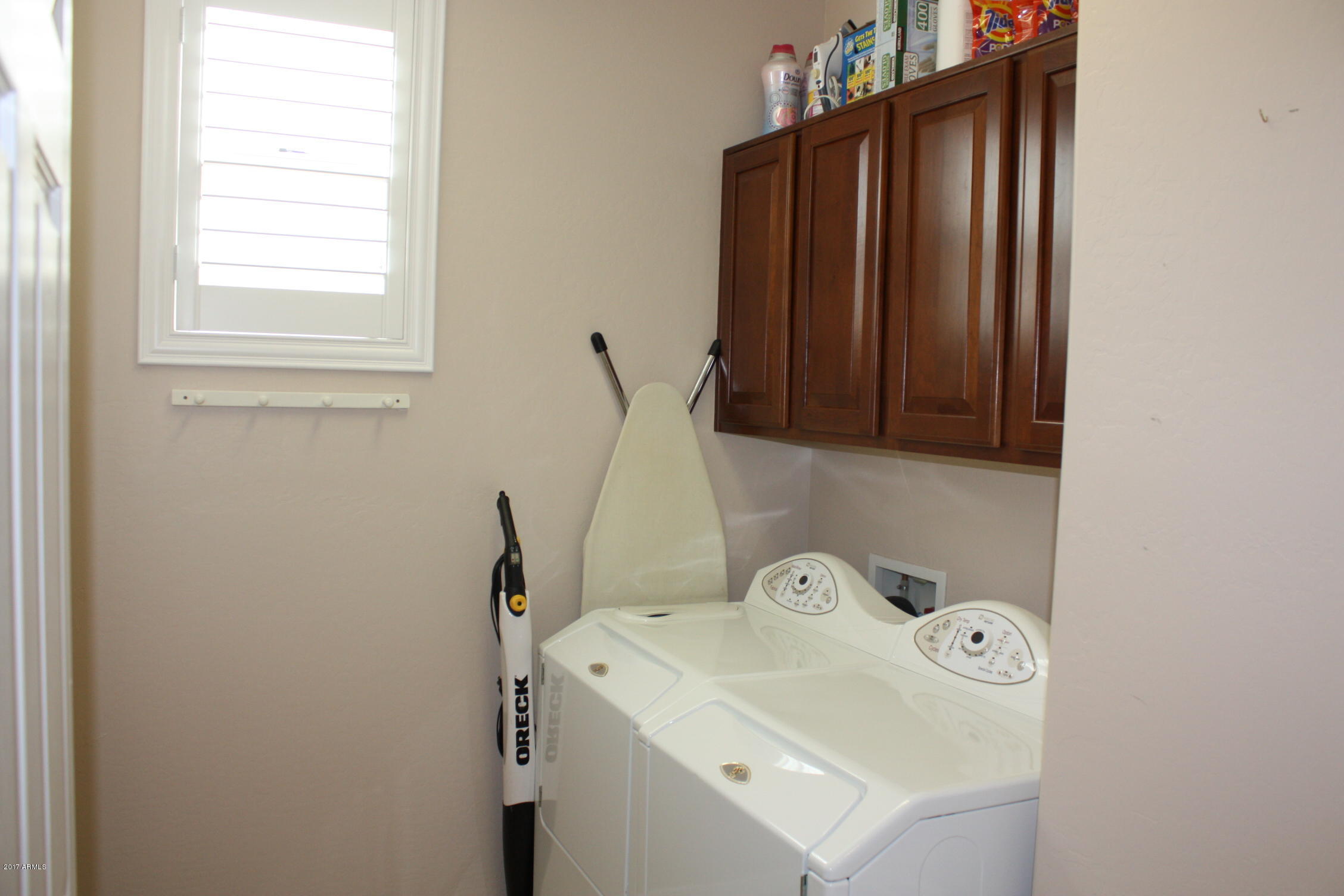 5521 West Rowel Road Phoenix, AZ 85083 - Photo 10 of 28 5521 W Rowel Rd - Laundry Rm.