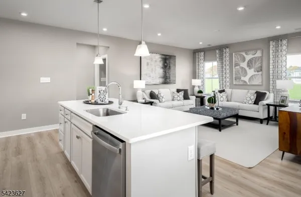 $559,990 | 4 Redwood Run, Port Murray, NJ 07865