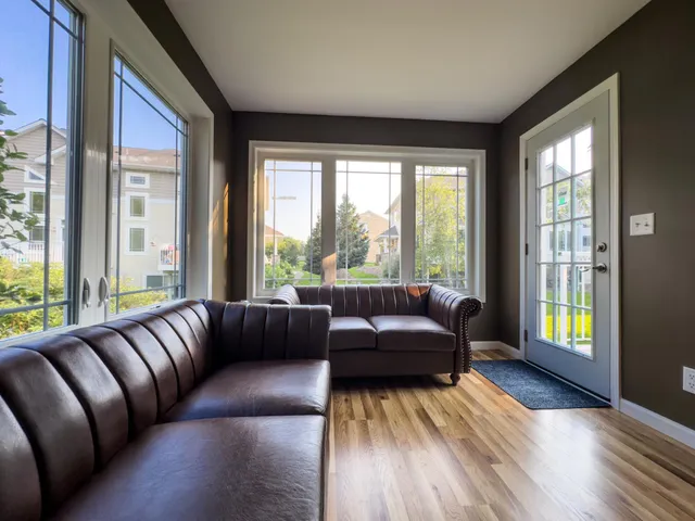 $2,945 | 5080 Yuma Lane North, Plymouth, MN 55446