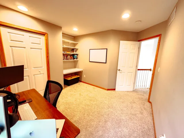 $2,945 | 5080 Yuma Lane North, Plymouth, MN 55446