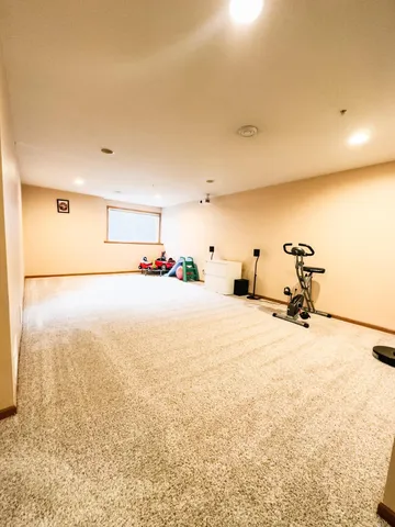 $2,945 | 5080 Yuma Lane North, Plymouth, MN 55446