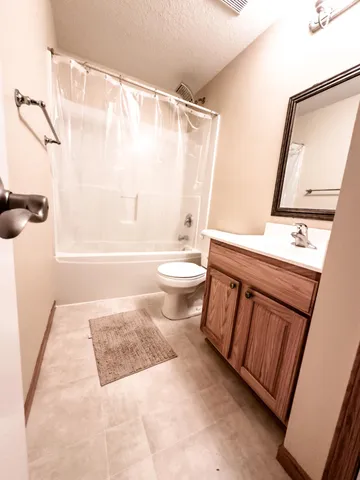 $2,945 | 5080 Yuma Lane North, Plymouth, MN 55446