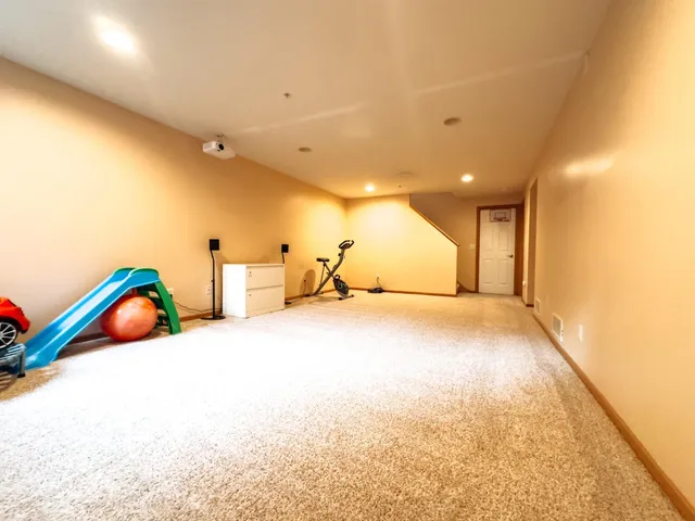 $2,945 | 5080 Yuma Lane North, Plymouth, MN 55446