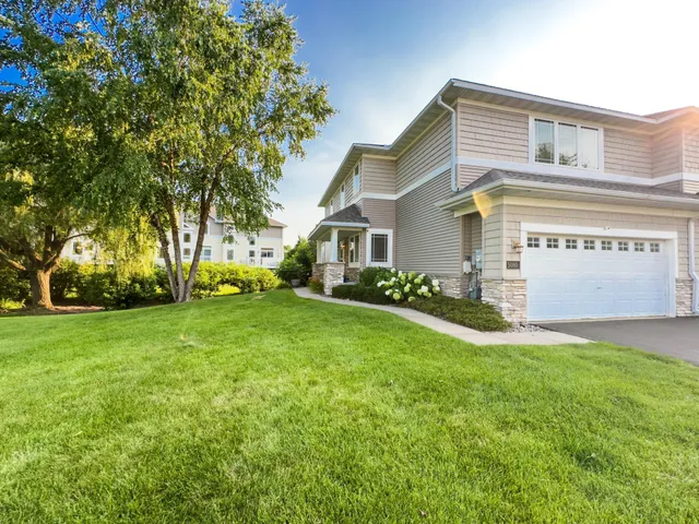 $2,945 | 5080 Yuma Lane North, Plymouth, MN 55446