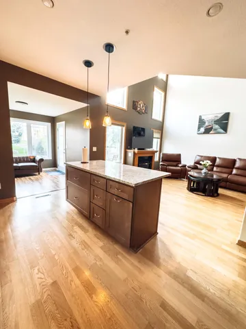 $2,945 | 5080 Yuma Lane North, Plymouth, MN 55446