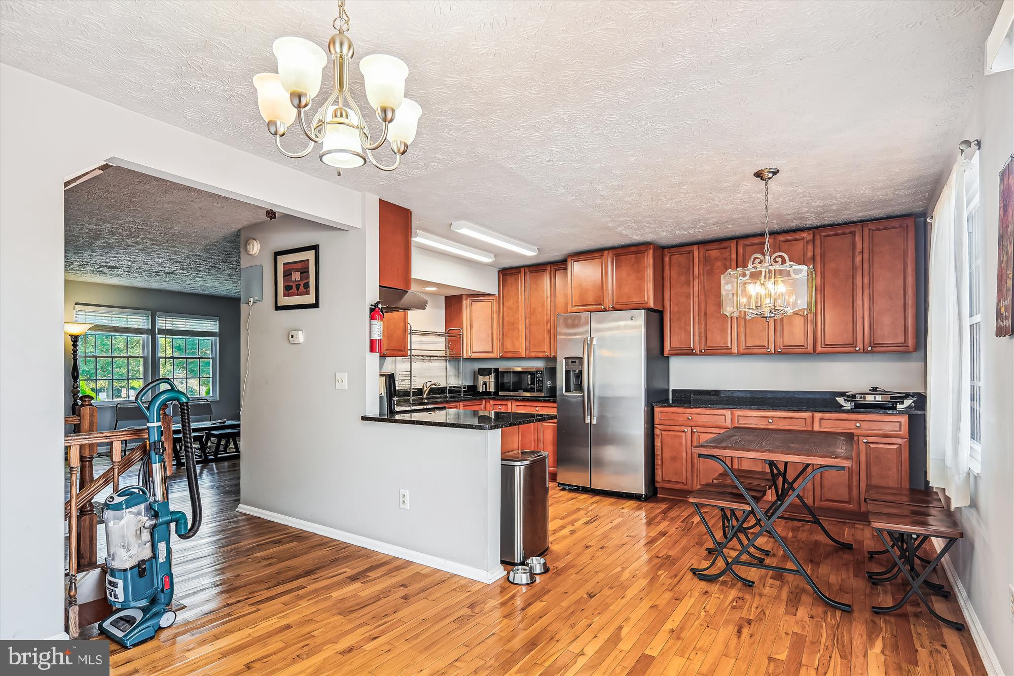 13307 Burkitts Road Fairfax, VA 22033 - Photo 11 of 36 Dining Room
