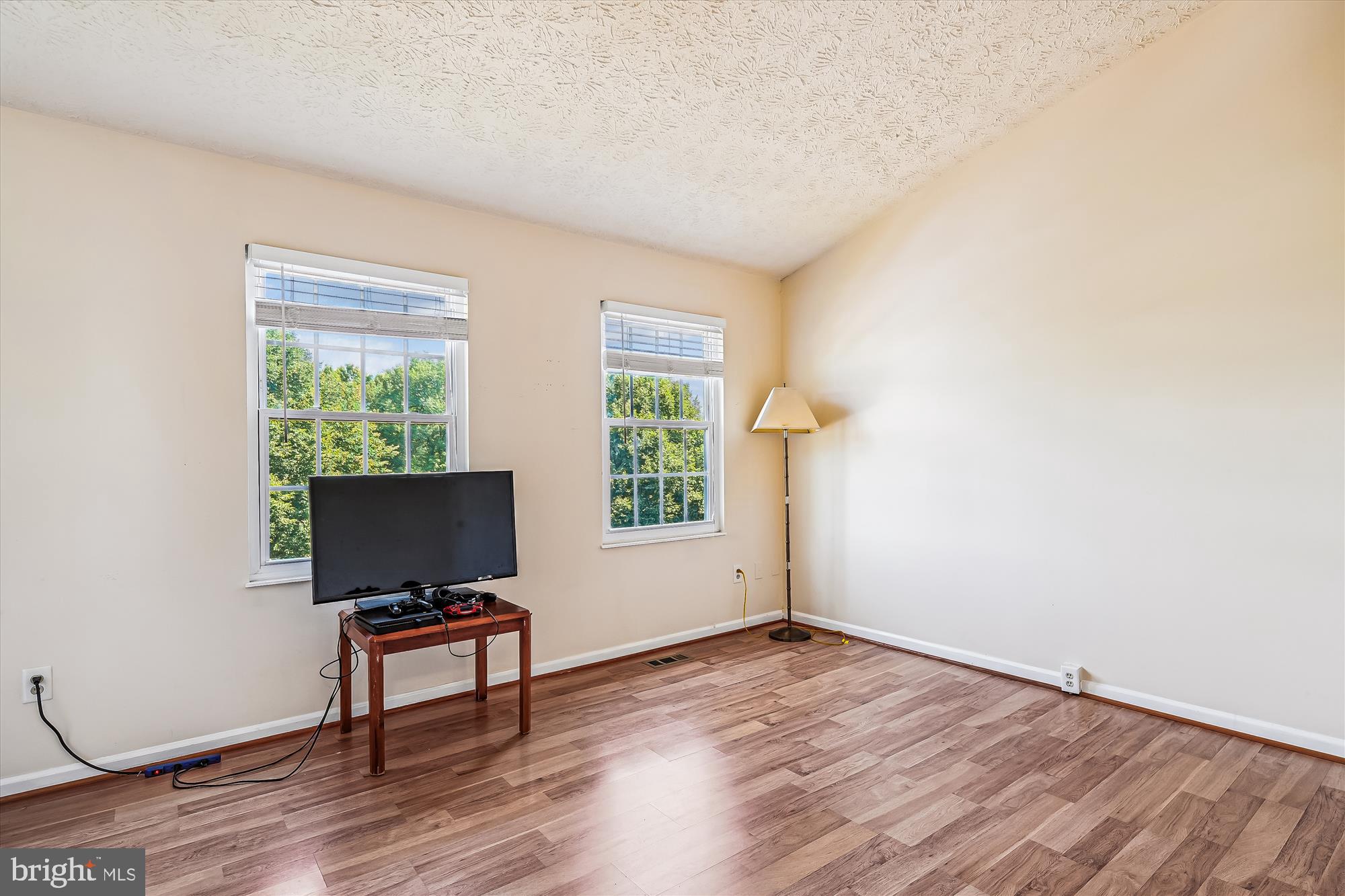 13307 Burkitts Road Fairfax, VA 22033 - Photo 15 of 36 Primary Bedroom