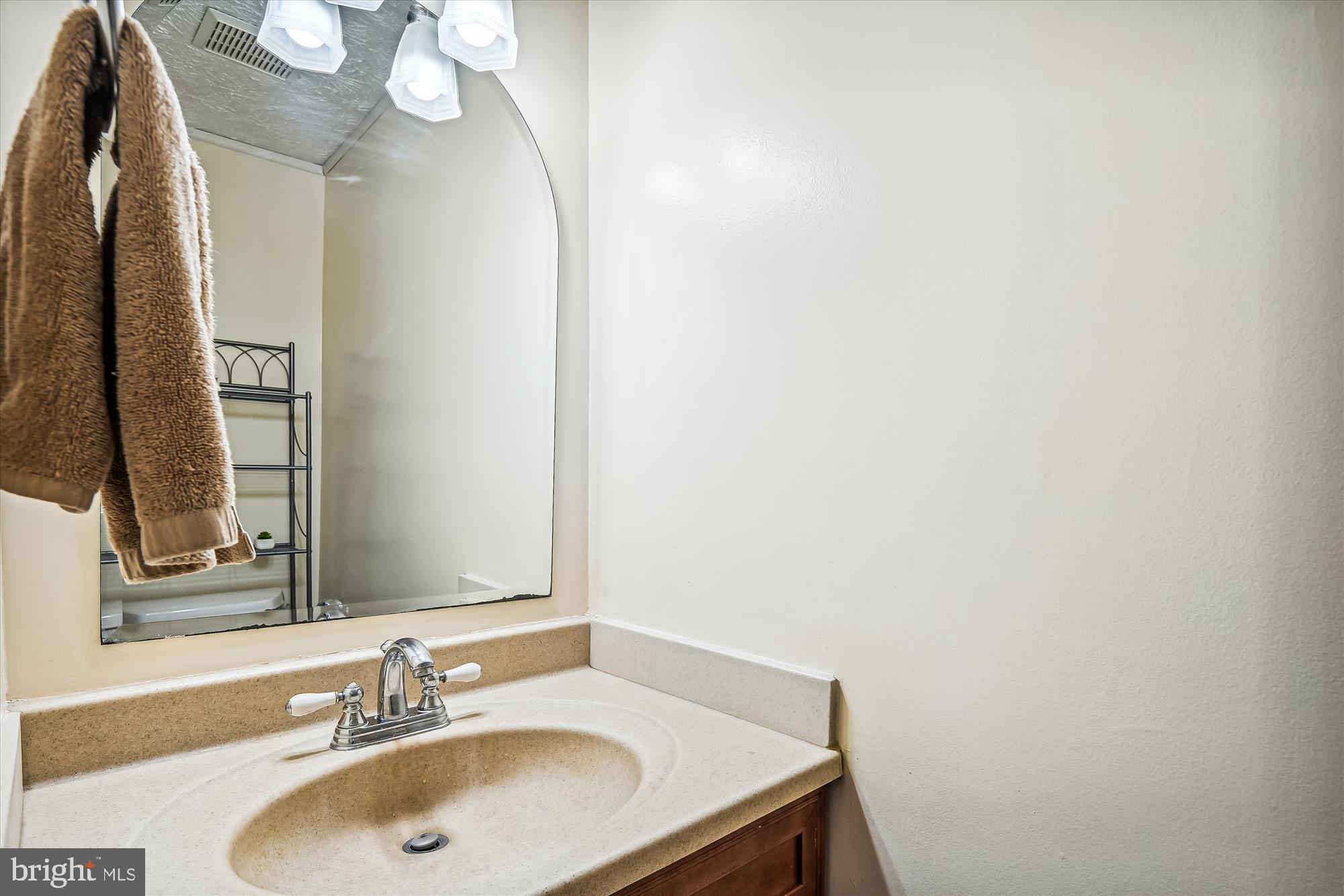 13307 Burkitts Road Fairfax, VA 22033 - Photo 16 of 36 Powder Room