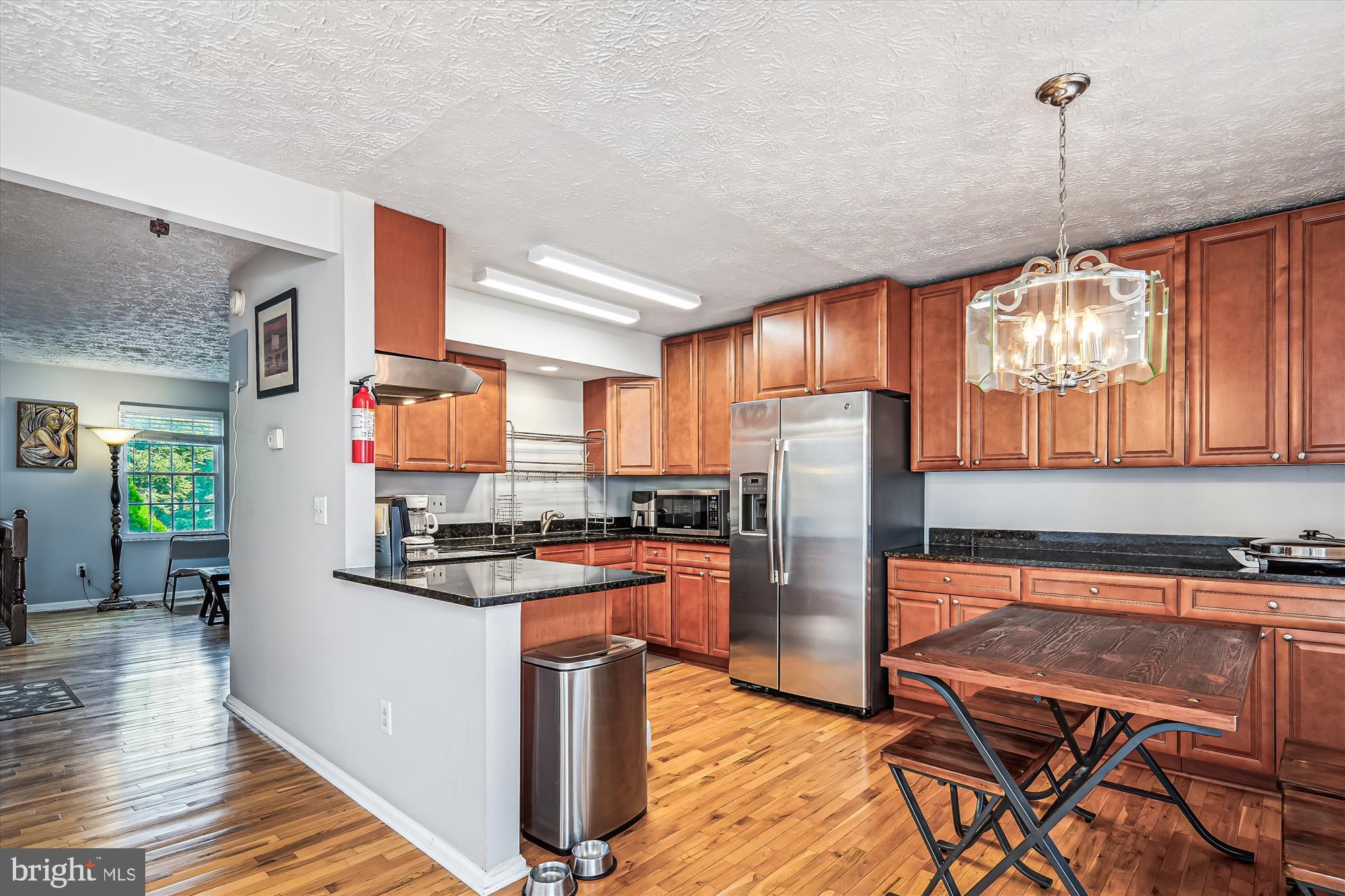 13307 Burkitts Road Fairfax, VA 22033 - Photo 10 of 36 Kitchen
