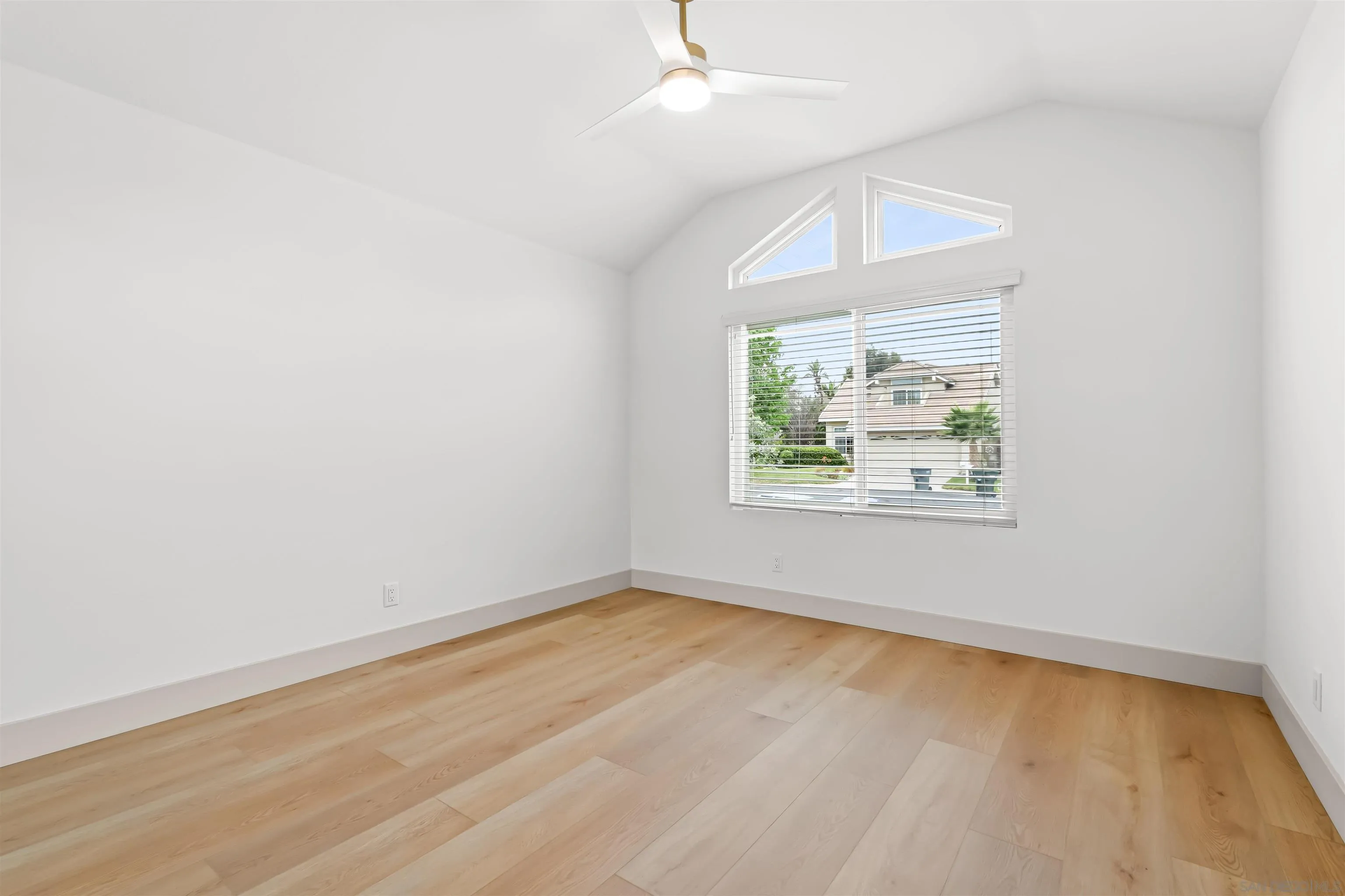 1617 Blossom Field Way Encinitas, CA 92024 - Photo 13 of 19