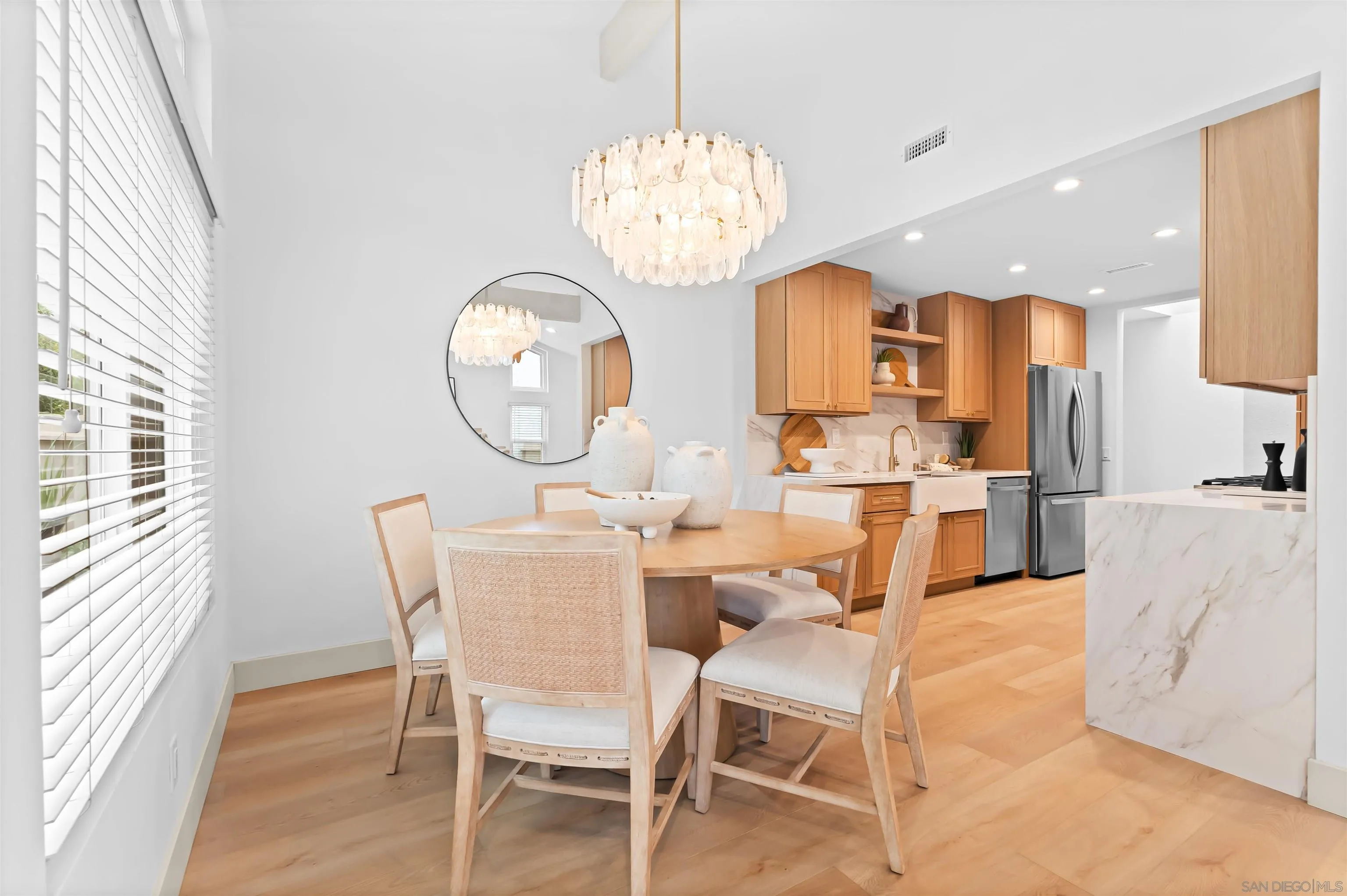 1617 Blossom Field Way Encinitas, CA 92024 - Photo 3 of 19