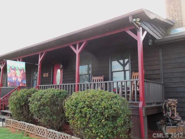 2686 Swanson Road Crouse, NC 28033 - Photo 2 of 16
