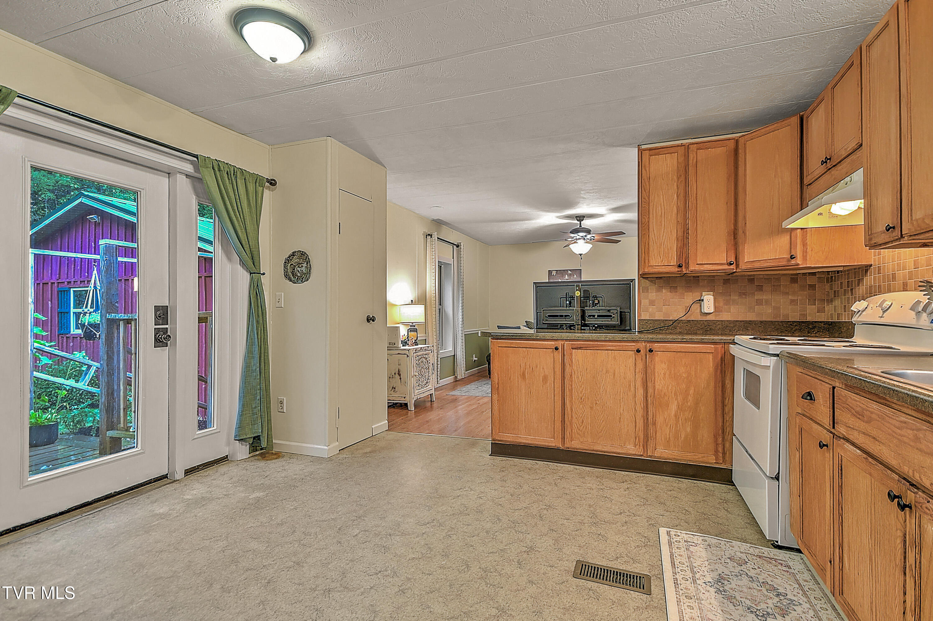 6728 Hayters Gap Road Saltville, VA 24370 - Photo 13 of 48 13-print-6728 Hayters Gap KB-14