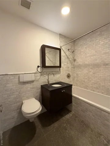 $2,899,900 | 116 West 22nd Street, Unit 3 | Chelsea