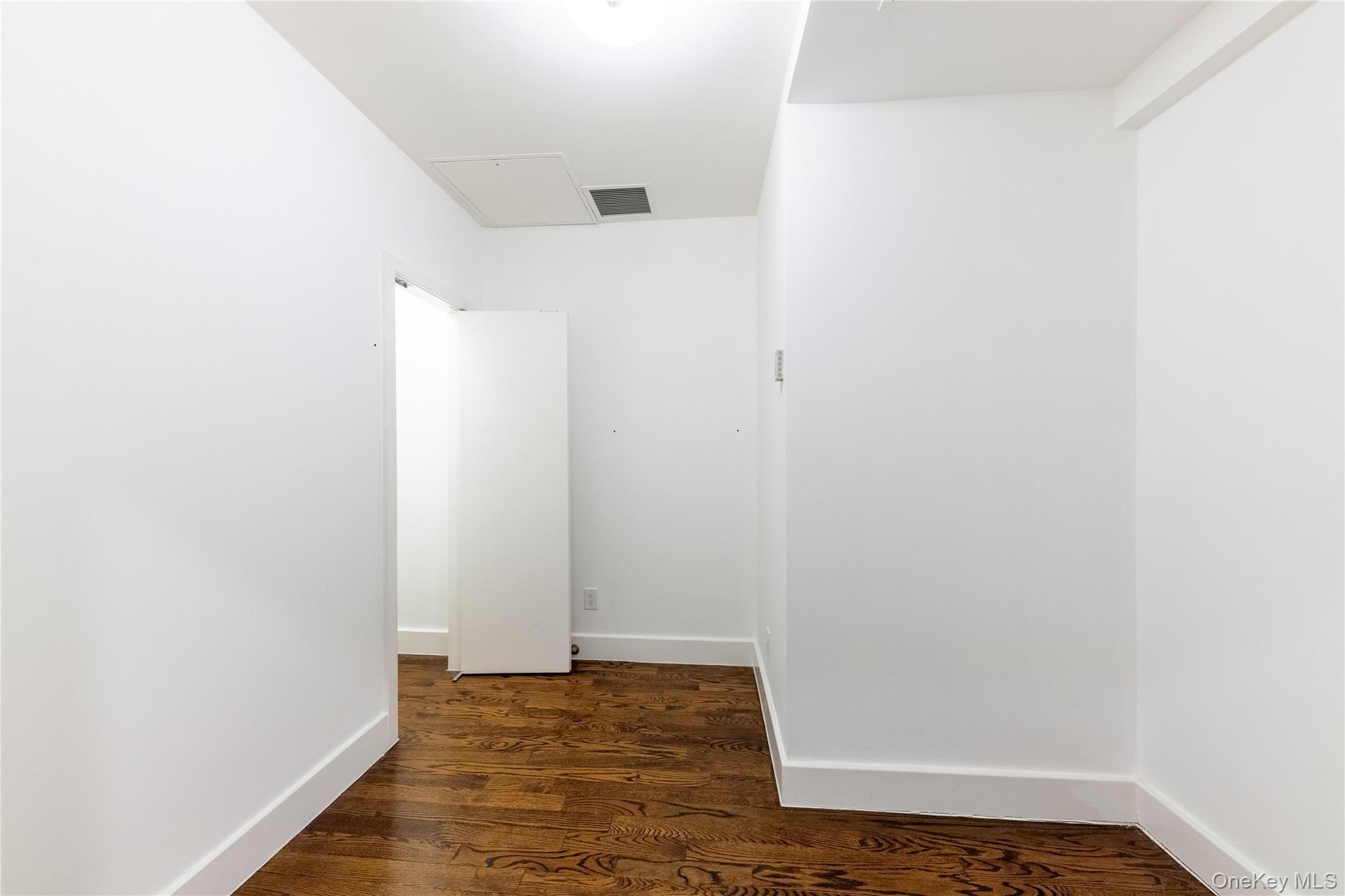 116 West 22nd Street, Unit 3 Manhattan, NY 10011 - Photo 19 of 27 a view of an empty room