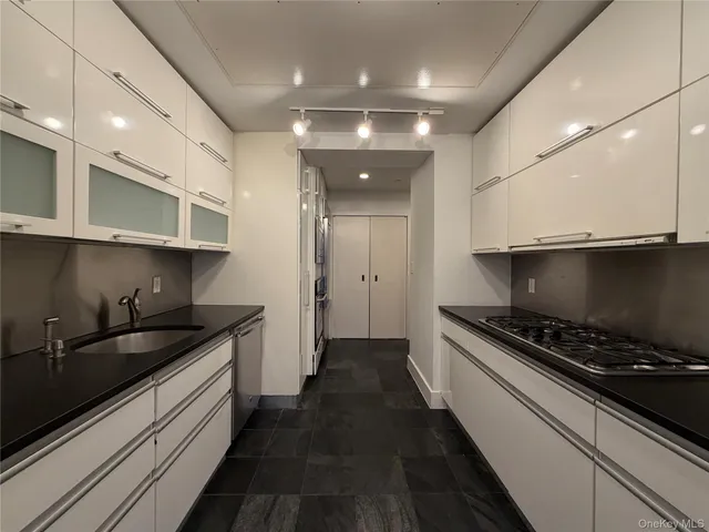 $2,899,900 | 116 West 22nd Street, Unit 3 | Chelsea