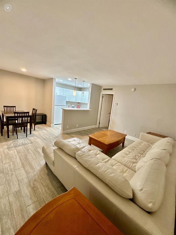 201 Inlet Way, Unit 1 Palm Beach Shores, FL 33404 - Photo 4 of 7