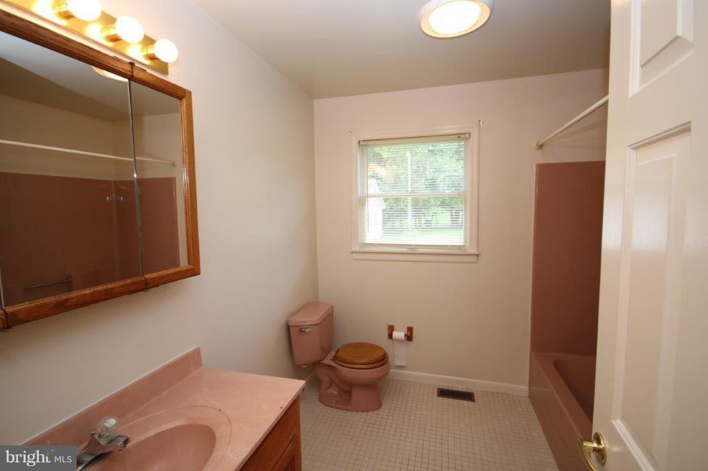 17040 Melville Road Henderson, MD 21640 - Photo 20 of 28 Bath