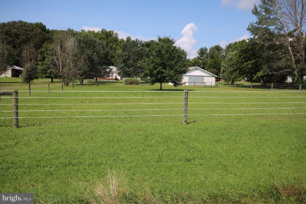 17040 Melville Road Henderson, MD 21640 - Photo 8 of 28 Fenced Riding Ring