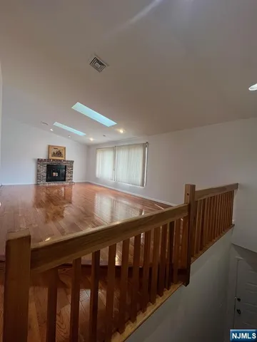 $3,900 | 1437 John Street, Fort Lee, NJ 07024