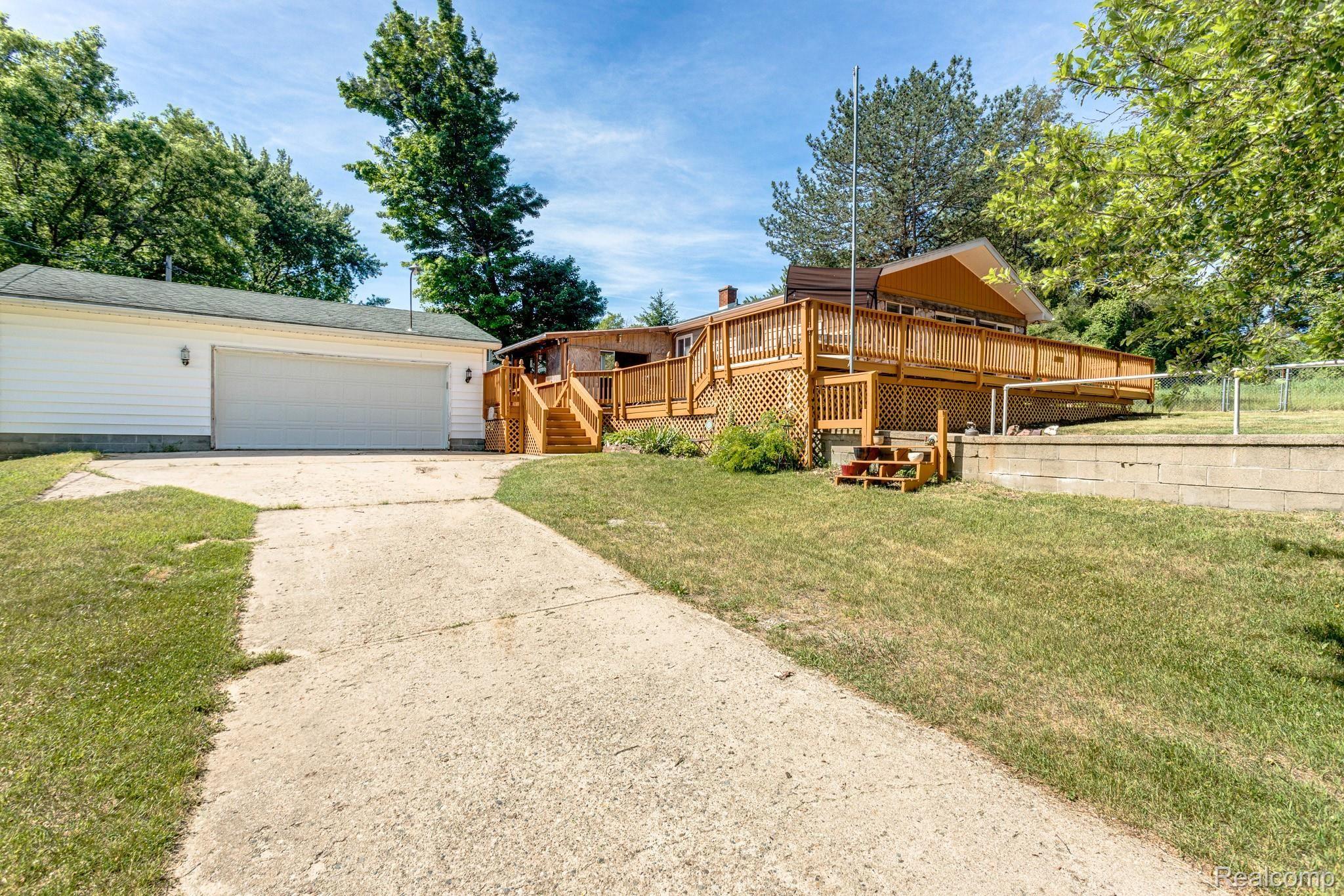 471 Wild Goose Lake Road Gregory, MI 48137 - Photo 14 of 50 471 Wild Goose Lake Road (8 of 50).jpg