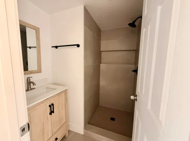 $2,600 | 32525 Monte Vista Road, Cathedral City, CA 92234