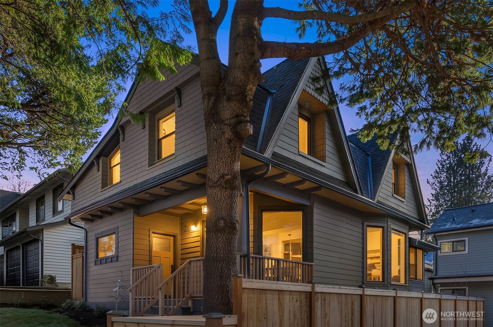 2139 North 62nd Street Seattle, WA 98103 - Photo 1 of 29