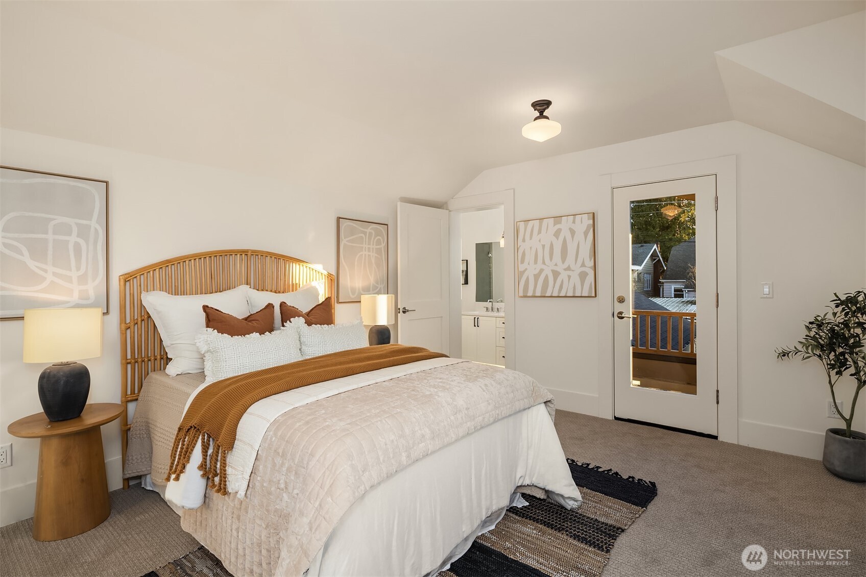 2139 North 62nd Street Seattle, WA 98103 - Photo 26 of 29