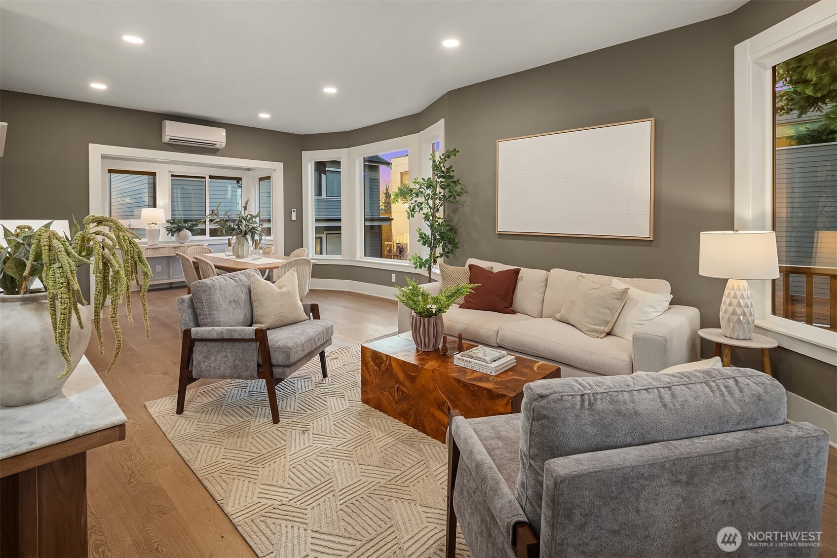 2139 North 62nd Street Seattle, WA 98103 - Photo 6 of 29