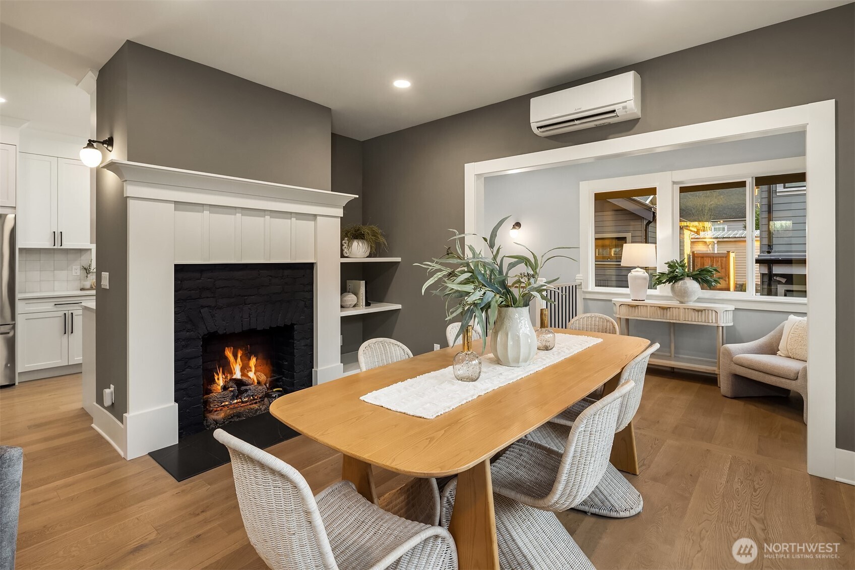 2139 North 62nd Street Seattle, WA 98103 - Photo 7 of 29