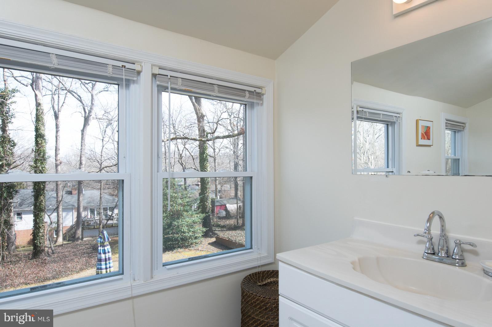 7037 Coventry Road Alexandria, VA 22306 - Photo 11 of 39 Master Bathroom