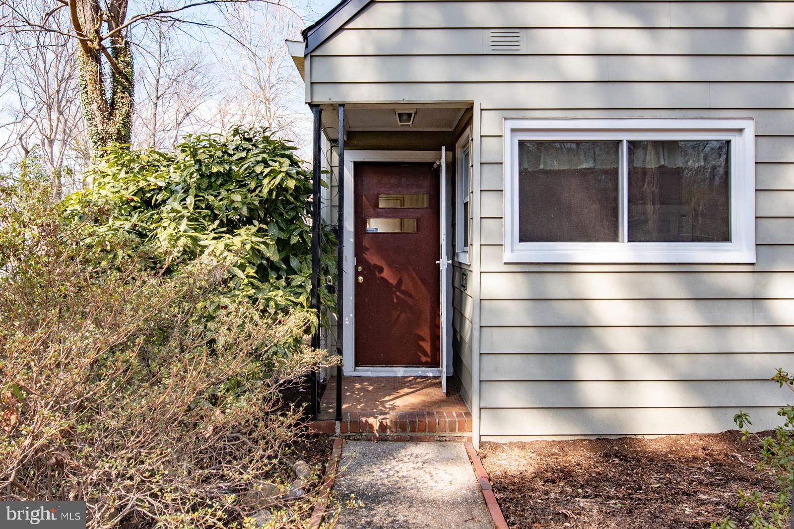 7037 Coventry Road Alexandria, VA 22306 - Photo 37 of 39 Exterior