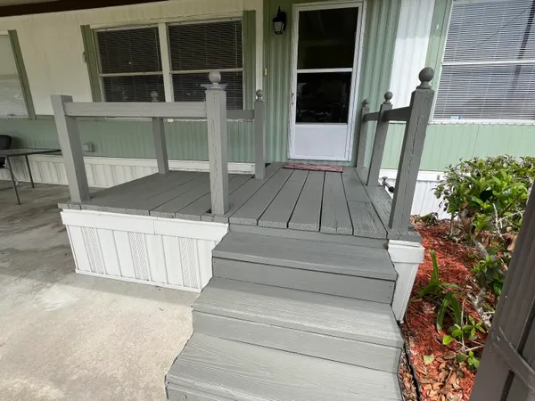 a view of entryway