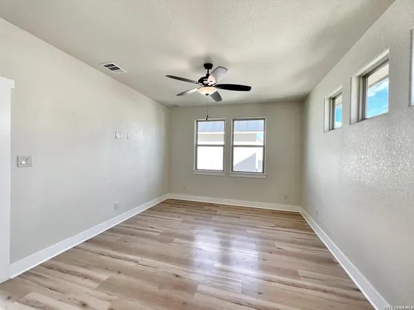 $2,450 | 1690 Gruene Vineyard Crossing, New Braunfels, TX 78130