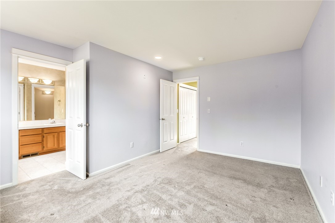 10922 Southeast 187th Lane Renton, WA 98055 - Photo 14 of 22 Gallery Image 14