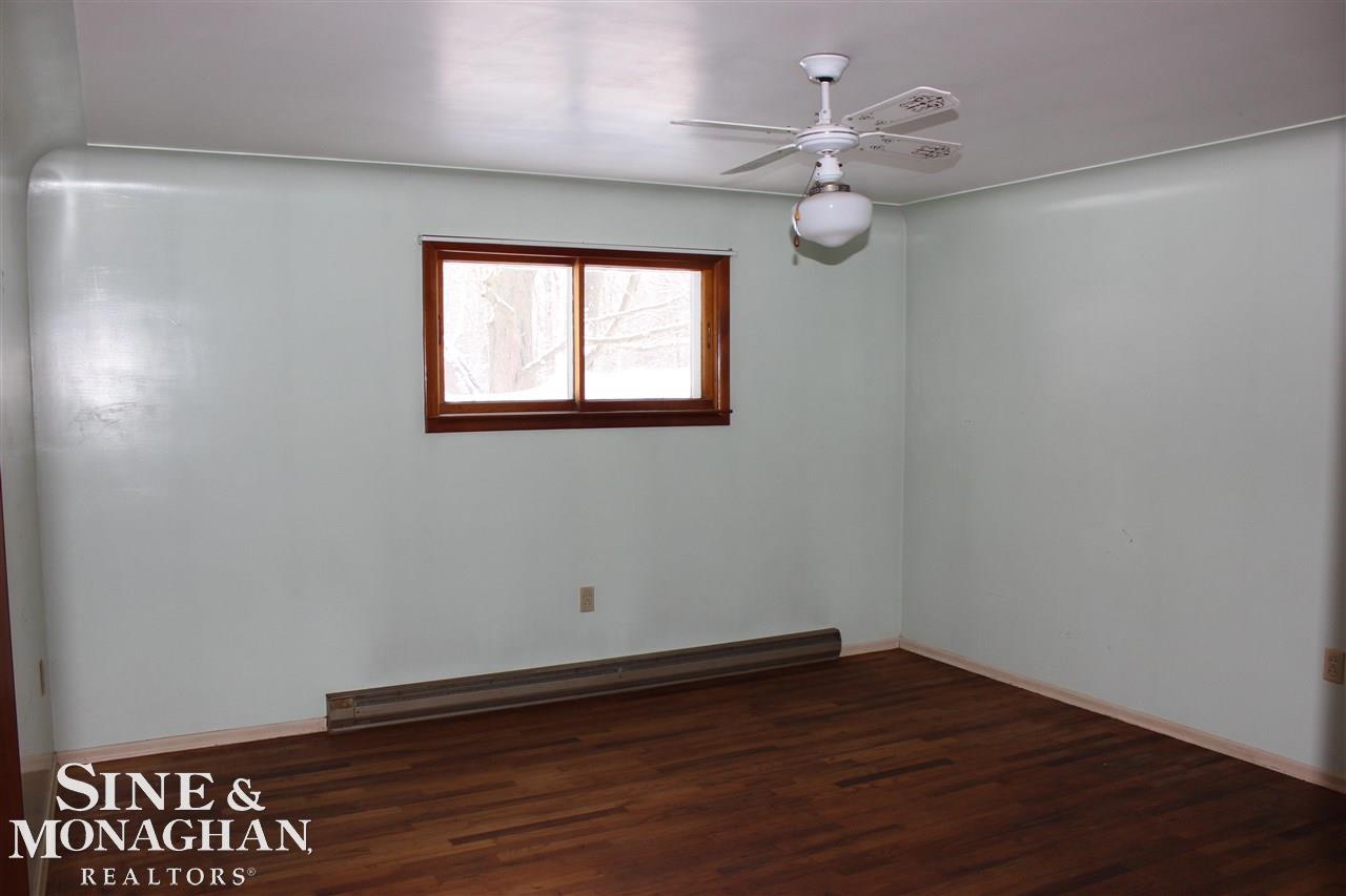 5406 Davis Road St. Clair, MI 48079 - Photo 18 of 35 50062206-18.JPG