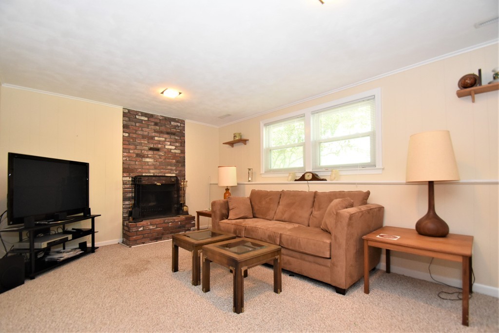 82 Albemarle Road Norwood, MA 02062 - Photo 18 of 26 Gallery Image 18