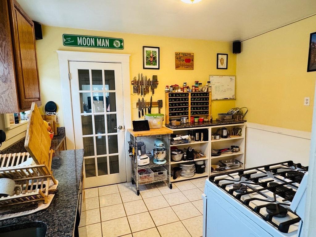 106 Bennett Street, Unit 2 Boston, MA 02135 - Photo 3 of 11