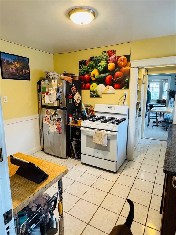 106 Bennett Street, Unit 2 Boston, MA 02135 - Photo 4 of 11