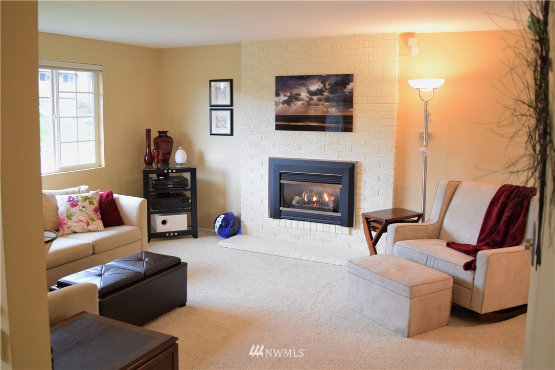2312 177th Street Southeast Bothell, WA 98012 - Photo 7 of 24
