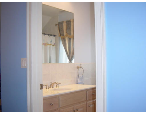 3 Colby Street, Unit 3 Belmont, MA 02478 - Photo 12 of 14 Gallery Image 12