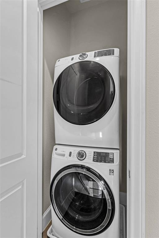 2238 Alterbrook Lane Dallas, TX 75219 - Photo 18 of 19 a utility room with dryer and washer